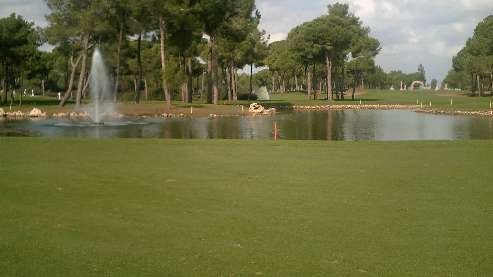 Robinson Nobilis Golf — archive photograph