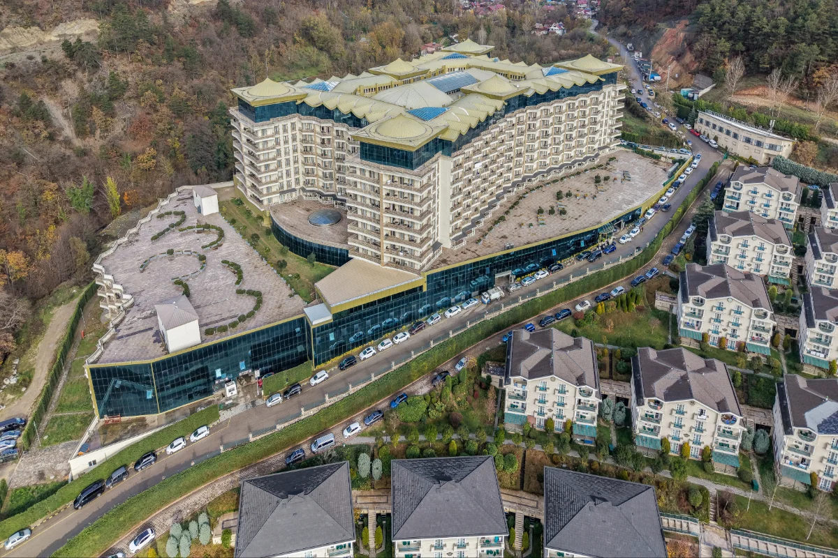 Sarot Termal — Bolu Mudurnu doğasında termal tesis, kurumsal toplantı ve grup organizasyonları destinasyonu