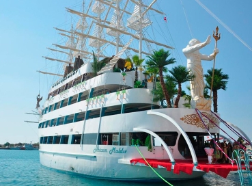 Harem Maldives Luxury Yacht Tour
